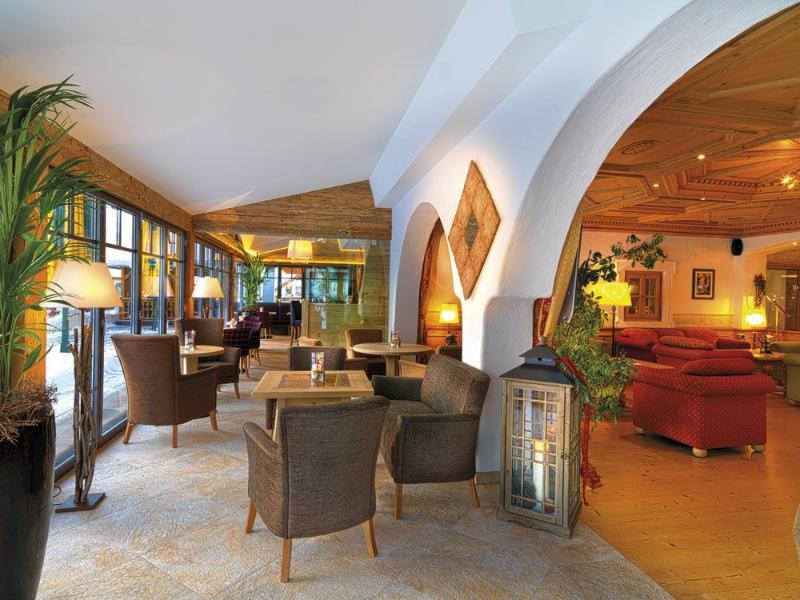 Hotel Aktivhotel Alpendorf 4*
